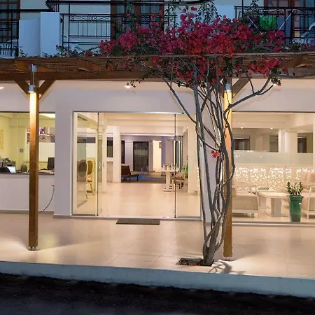 Artemis Appart hôtel 4*